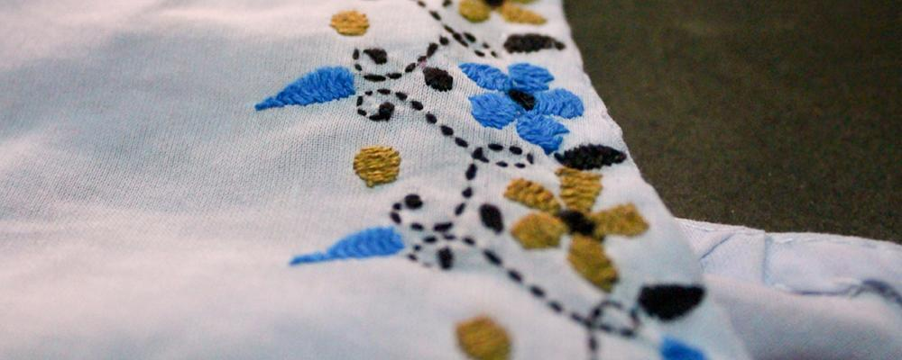 Cotton white kantha embroidery design