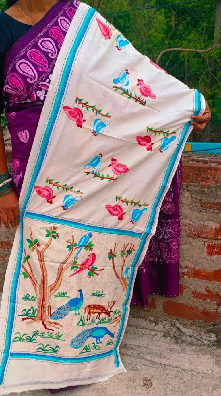 Santiniketan Kantha Stole — Hand-Embroidered Bird & Peacock Motif