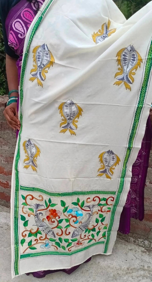 Hand-Embroidered Fish Motif on Ivory Cotton Stole