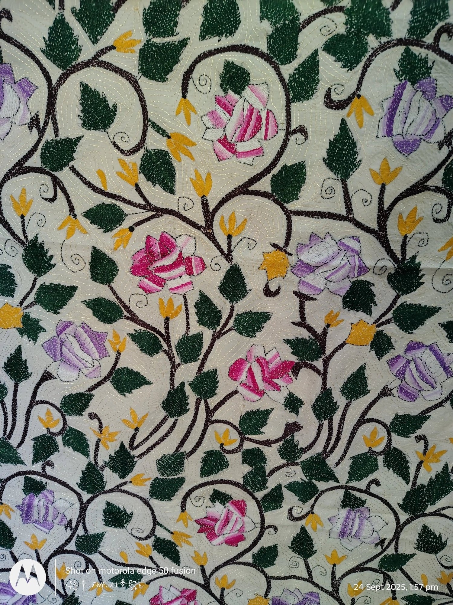 Handcrafted Tussar Kantha Off White Dupatta - Kantha.store